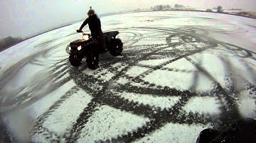 Polaris Sportsman 850 4WD Donuts On Frozen Lake