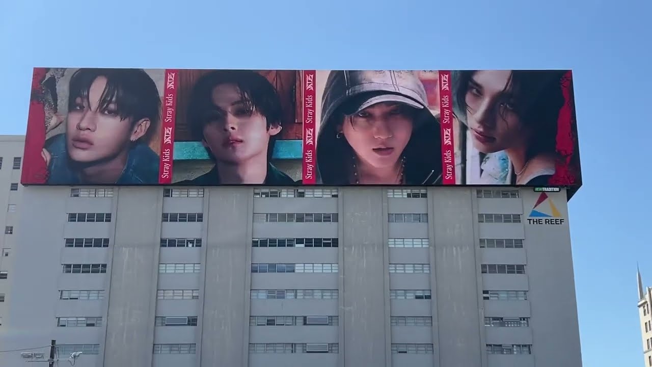 その他 Stray Kids billboard Stray Kids have a huge billboard in downtown LA! #StrayKids #Ate