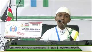 MSHIRIKI MTOTO WA MIAKA 13 TOKA KENYA ALIYEHIFADHI JUZUU THALATHINI KTK MASHINDANO UWANJA WA MKAPA