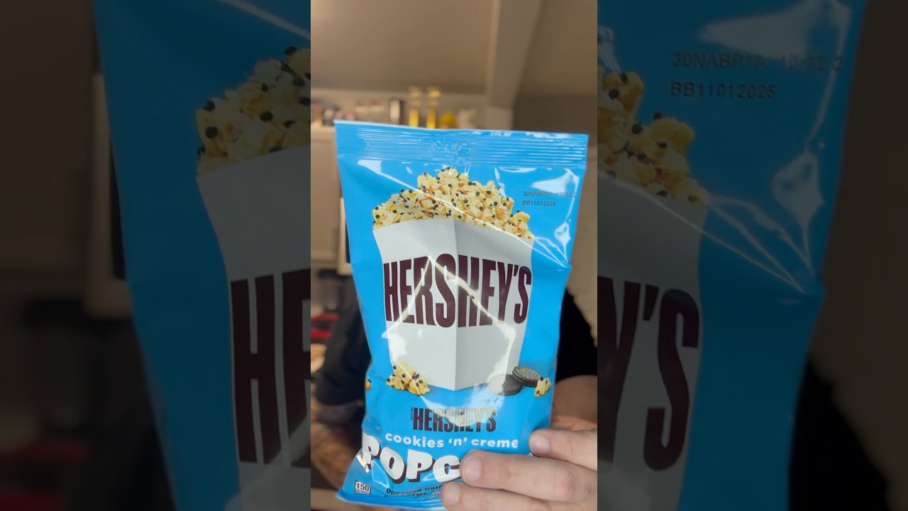Hershey’s Popcorn Cookies ‘n’ Cream Review