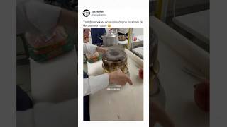 Yaptığı Yemekten Dolayı Arkadaşına Muazzam Bir Destek Veren Adam