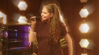 Petra Scheeser - Genau wie du Live auf der DoKomi 2023 - 01.07.2023
