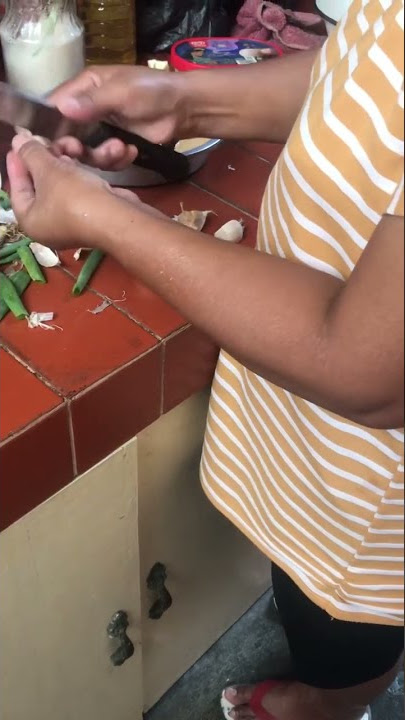 Naked garlic u would like #shorts #shortsvideo #shortsfeed #garlic #cooking #kitchen #shortvideo