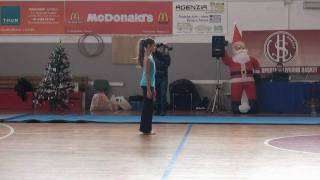 Saggio di Natale 2011 danza contemporanea.avi