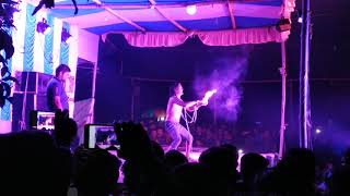 This Man Is Guddu .......Hats Off To You Man