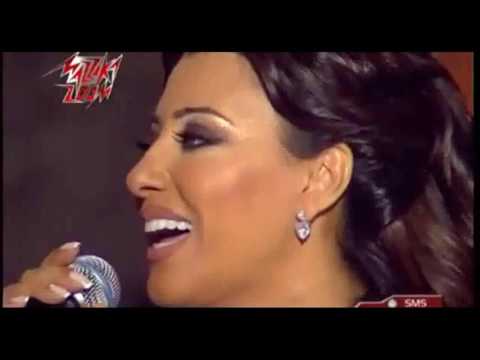 نجوى كرم دارت الأيام