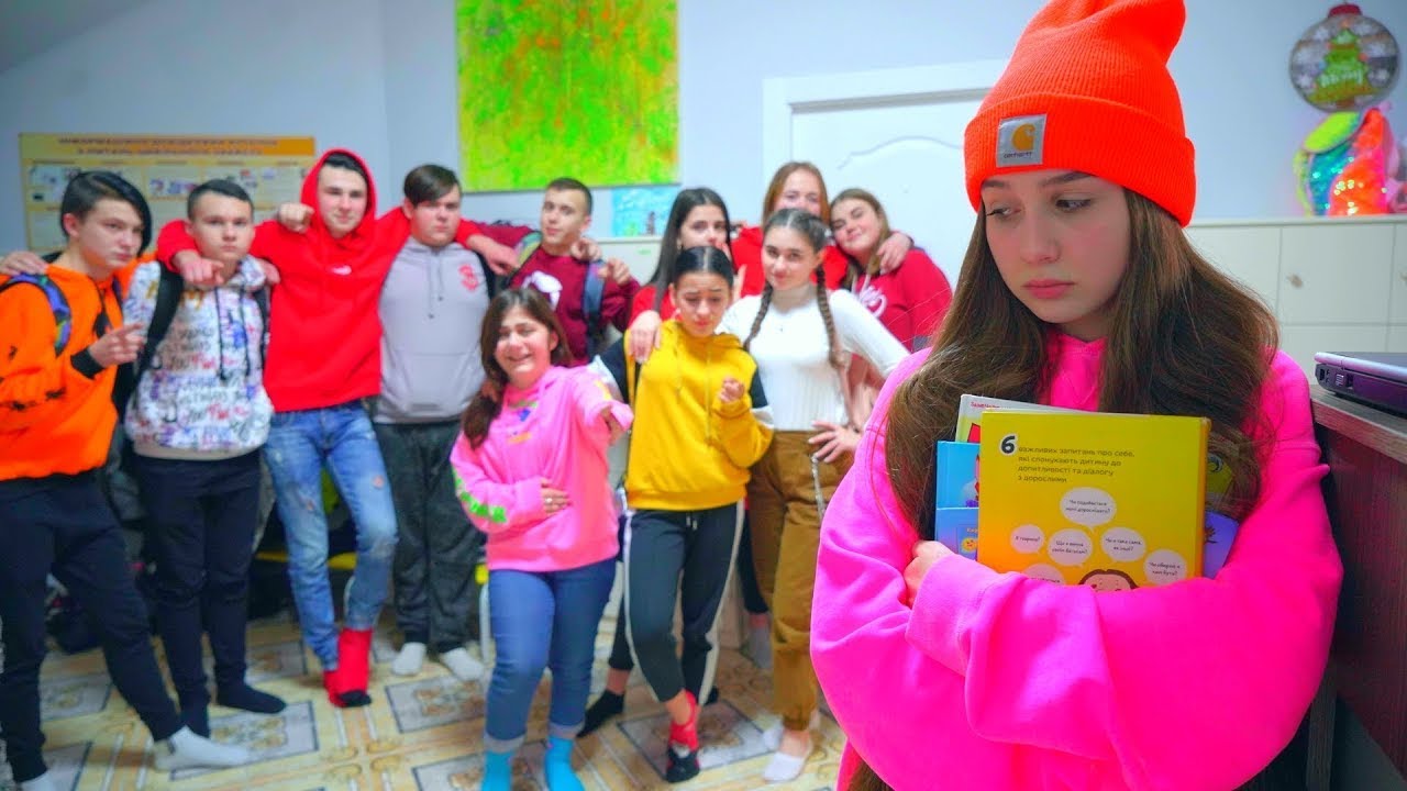 DOSTLAR DIANAYA XƏYANƏT ETDILƏR! Niyə ona inanmırlar?