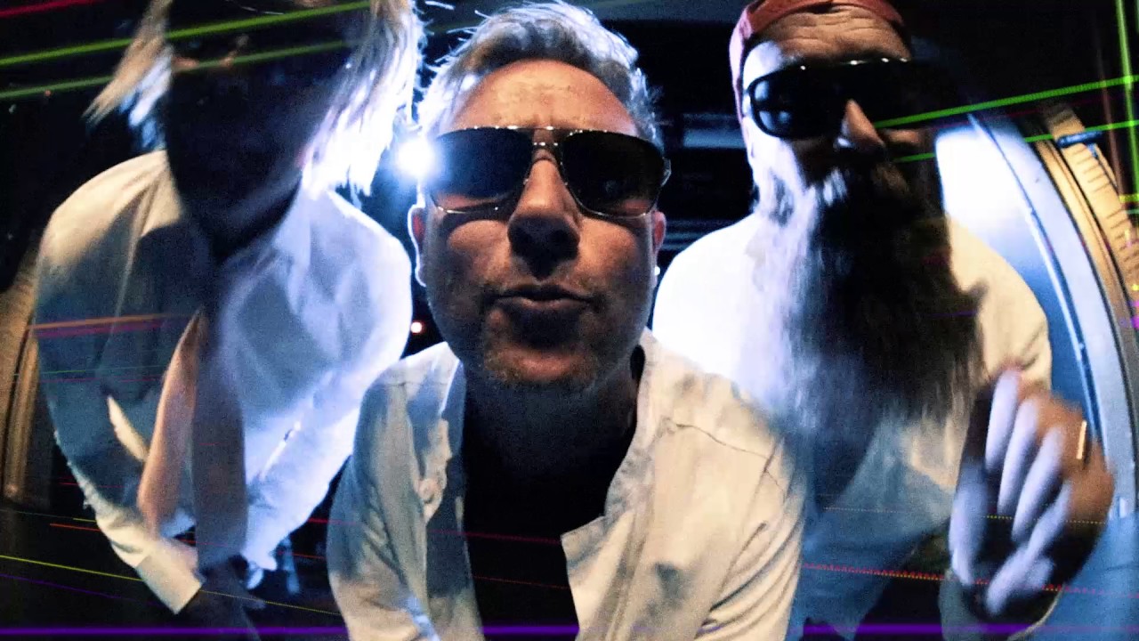 Raptori – Suomenkielinen räp-biisi 16 (Official Music Video)