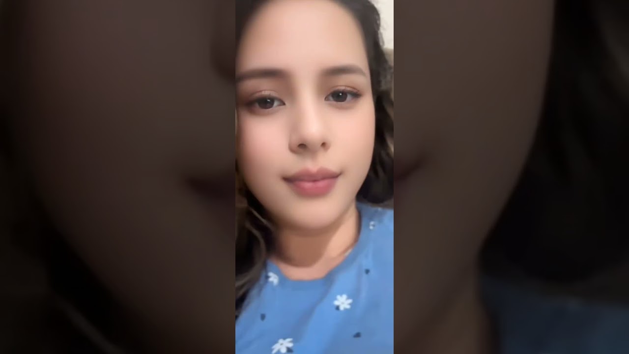 Periscope Lady Croft 2.0💚 