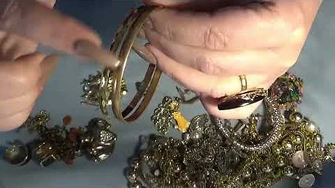 Let's Open A Jewelry Jar -  Gold and Diamonds trea...