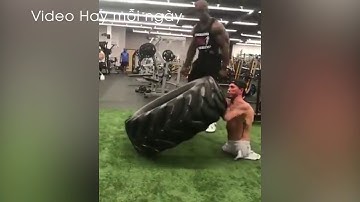 Ngưỡng mộ nghị lực phi thường của chàng trai không có chân