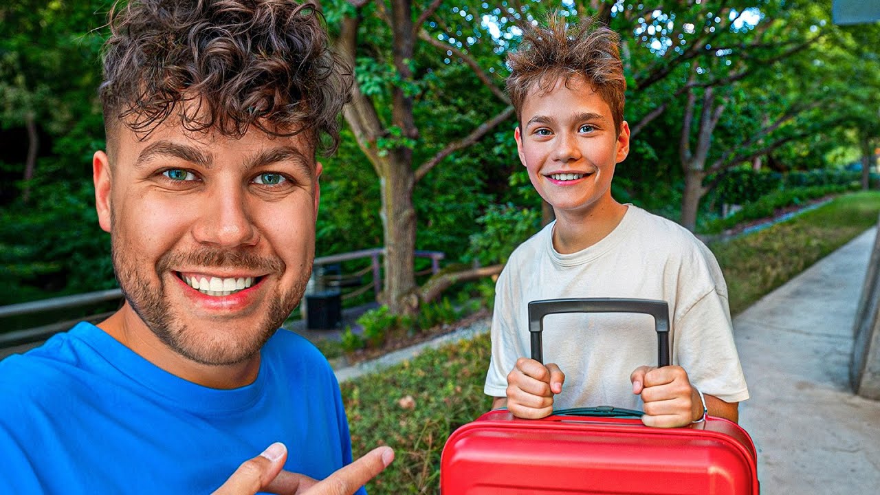 MÓJ BRAT SIĘ DO NAS WPROWADZA (tak częściowo)