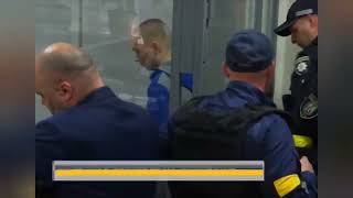 Ukraine soldiers surrender to Russia army
