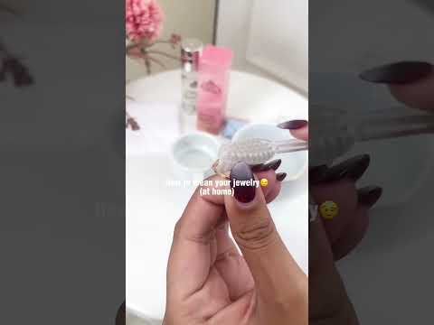 Cuci perhiasan emas biar tetap bersih  #perhiasan #jewelry #cuciemas