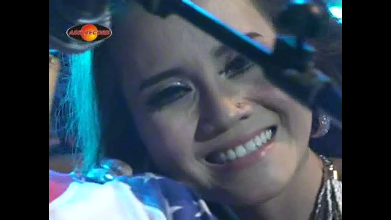 Eny Sagita - Mendhem Kangen | Dangdut (Official Music Video)