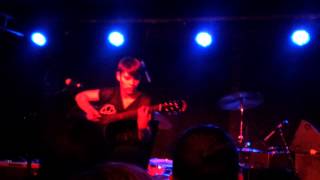 Kaki King - Everybody Loves You live @ Mercury Lounge 04-25-13