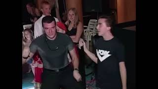 Frankie Muniz rapping to Ludacris’ “Roll Out”