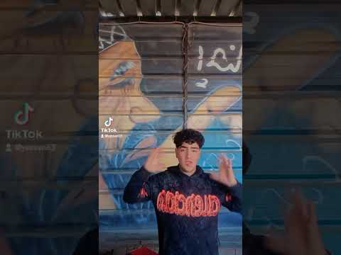 أنا الجوكر جوه الكوتشينه