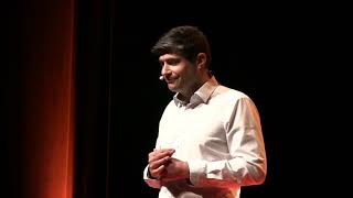 Faire progresser l'entreprise en partageant | Philippe PLANTIVE | TEDxChallans