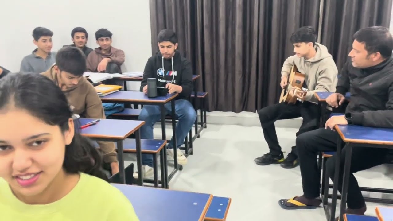 Relaxing time with my students ❤️