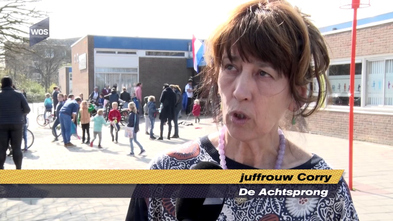 Lancering lespakket met raket