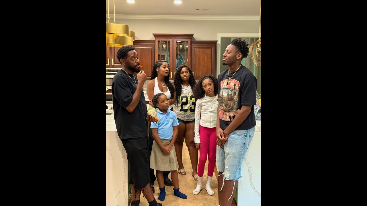 Когда дочери Уэйна узнают, что у Тони будет ребенок!