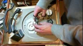 Electrohome 601 Record Player Video #3 - Removing the Platter
