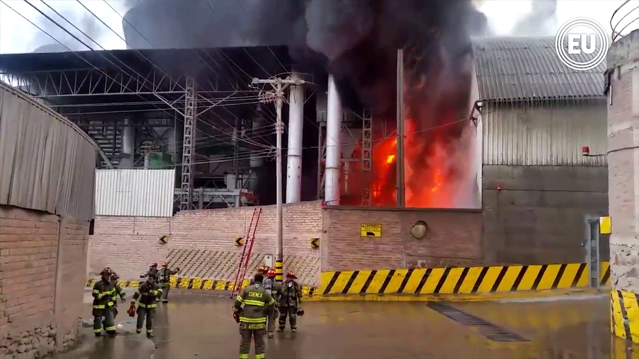 raíz milagro abajo Incendio en fábrica de Graiman en Cuenca, fue controlado - YouTube