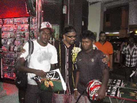 Vedaz Naavarasan