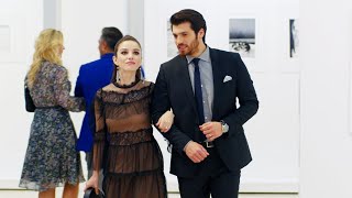 Luna llena (Doblaje Español) | La Belleza Fascinante De Nazli... | Dolunay