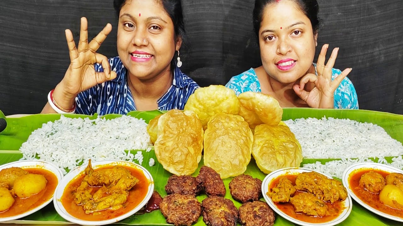 TODAY'S EATING CHALLENGE CHICKEN CURRY PAKORA PURI ALOOR DUM RICE // food family & more 