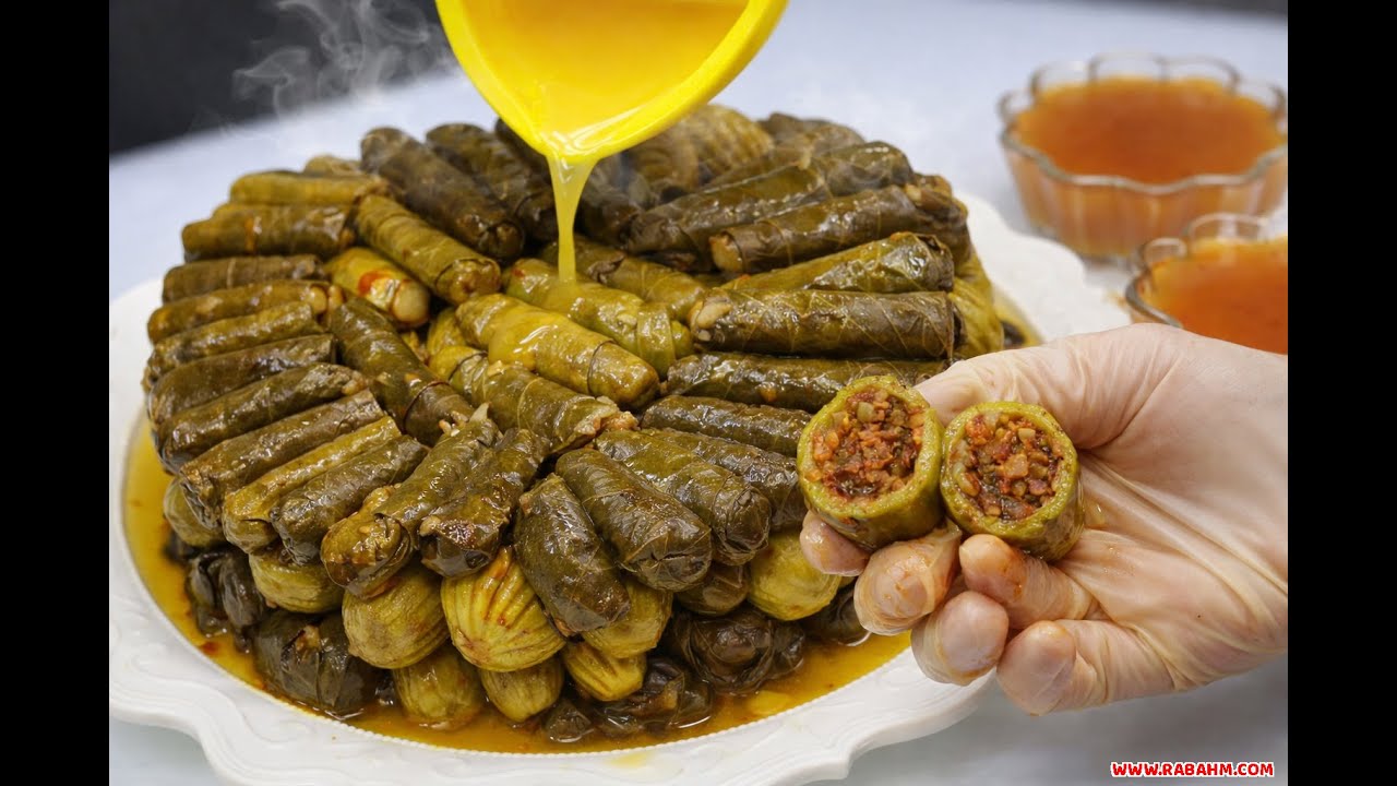 يالنجي ورق عنب وكوسا بطعم خطير وحشوة ناعمة تذوب مع دبس الرمان والليمون #يالنجـي