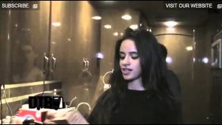 Lauren e Camila invasao do Bus