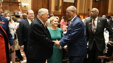 'Keeping politics civil' | Lawmakers remember Davi...