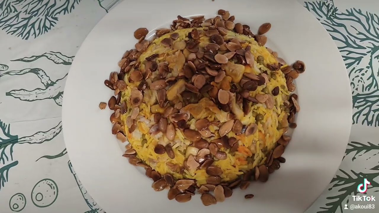 عمل الرز مع البازيلا والدجاج في طريقه سهله وبسيطه