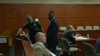 Attorney representing men in ICE shooting responds to KPRC 2 on Facebook after battery conviction