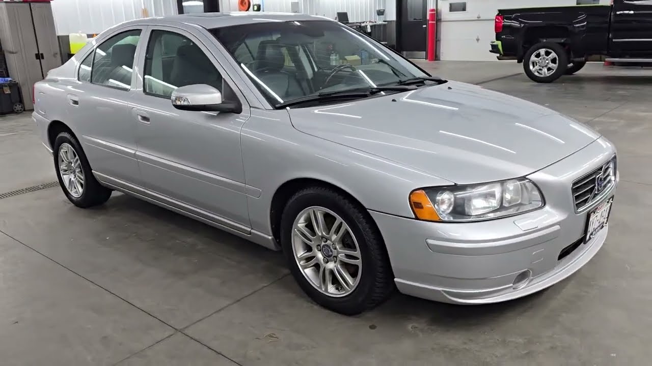 2007 VOLVO S60 2.5T AWD SILVER METALLIC AFTER BUFF LOOK AT THE DIFFERENCE!