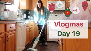 Christmas Clean With Me | VLOGMAS Day 19