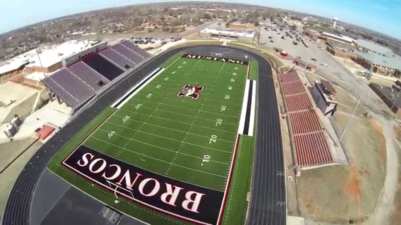 Timberlake Construction - Mustang Public Schools Broncos Stadium - YouTube