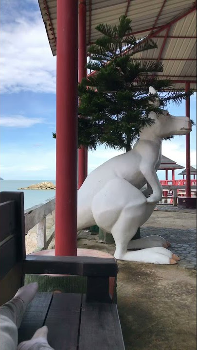 Pantai Tanjung Bajau Singkawang