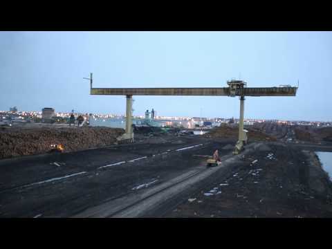 CANFOR'S GRANDE PRAIRIE LOGYARD CRANE DISMANTLED