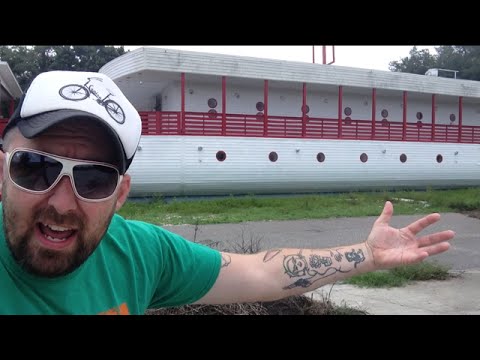 TheDailyWoo - 742 (7/13/14) Abandoned Roadside Boat Attraction
