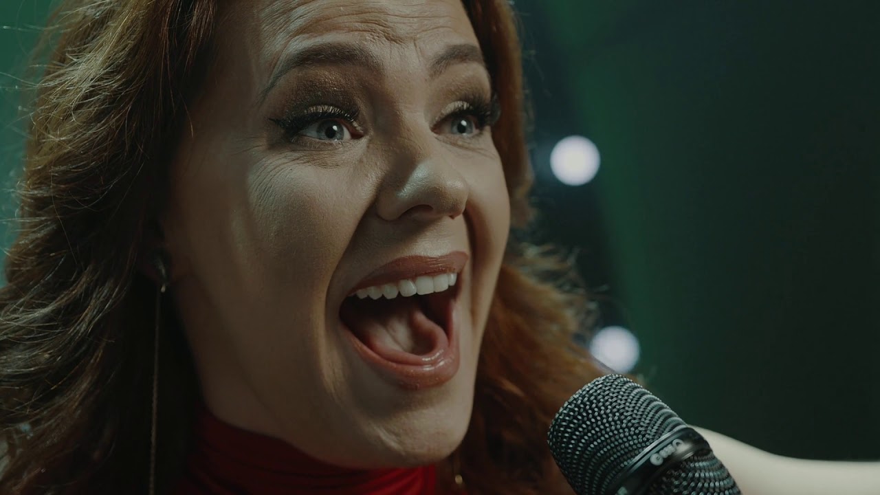 Rachel Tucker - Defying Gravity (Live from The MAC, Belfast)