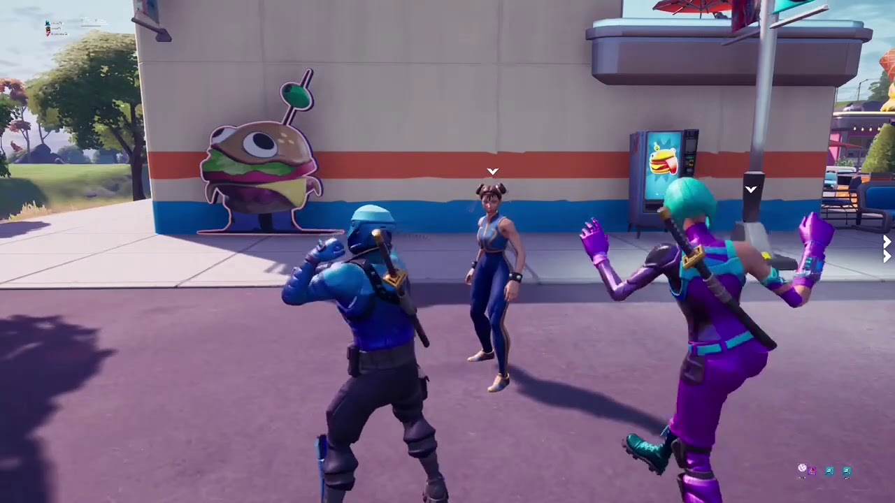 Salty Wonder Skin Reacts to White Skull Trooper turning into OG Purple Skull Trooper in Party Royale