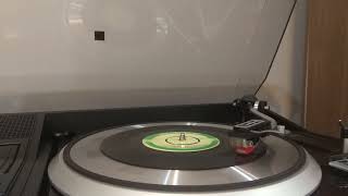 Bedia Akartürk - Kar Yağar Kar Üstüne (Orijinal Plak Kayıt) Resimi