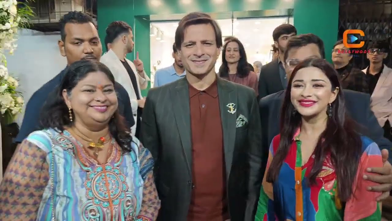 Vivek Oberoi & Ricky Vasandani at Inauguration of Solitario's New Store Launch at  Santacruz West