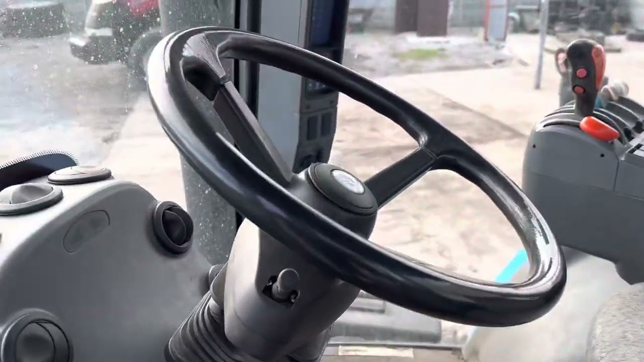 Продам Американский трактор NH T8040 контакт. 0999418559