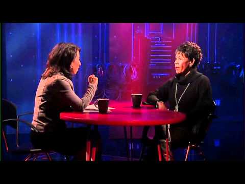 Maria Hinojosa interviews Bettye LaVette