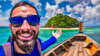 I visited a hidden island off the map by boat.