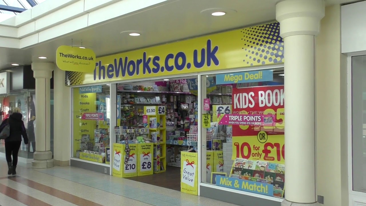 Andover. Video footage from inside, and around the Chantry Centre. Just prior to Covid. 02.03.2020.